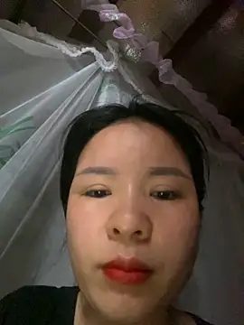 Ivy Trix2 online show from March 2, 2026, 2:25 am