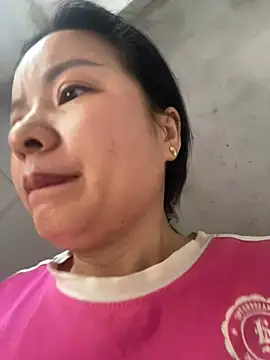 Ivy Trix2 online show from June 26, 2026, 2:49 am