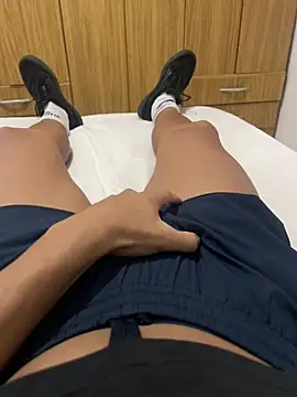 RuinedQuark online show from February 26, 2026, 3:00 pm