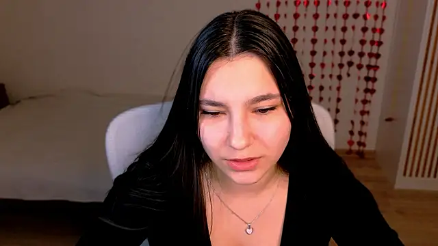 Snapshot of Ari_Grend chatting on February 27, 2026, 4:40 pm Ari Grend online show from February 27, 2026, 4:40 pm