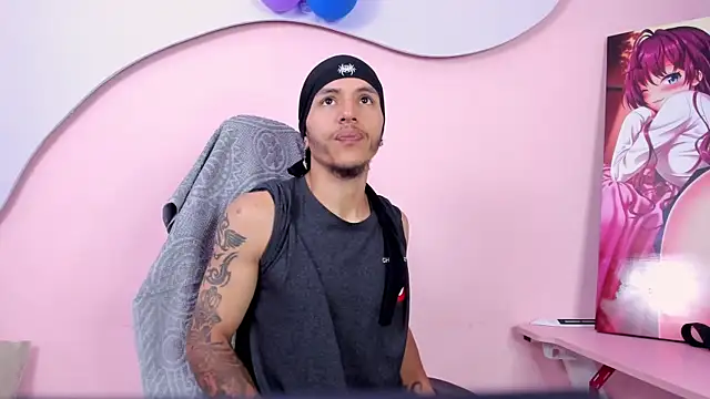 DanteLuxx online show from April 8, 2026, 3:50 am