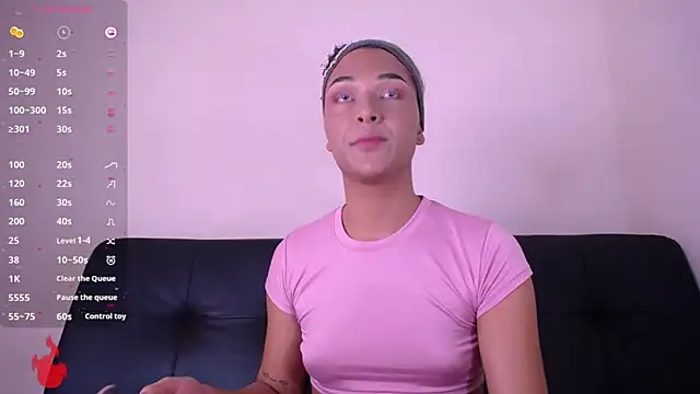 lovee megan online show from June 3, 2026, 2:33 pm