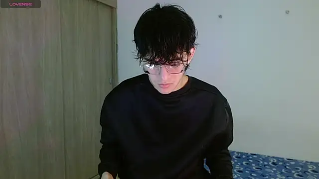 Snapshot of noah_millerx chatting on May 11, 2026, 4:18 am noah millerx online show from May 11, 2026, 4:18 am