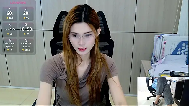 zhen-68 online show from May 5, 2026, 1:35 am