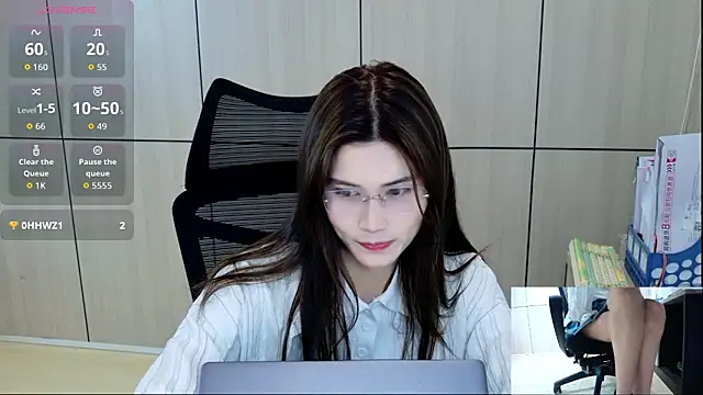 zhen-68 online show from May 14, 2026, 12:50 am