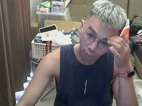 silverwolfwoof online show from April 5, 2026, 5:37 am