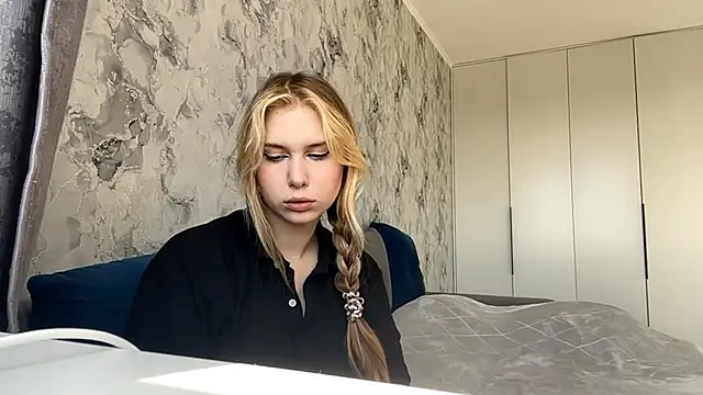 ShariLappas online show from March 6, 2026, 12:12 pm