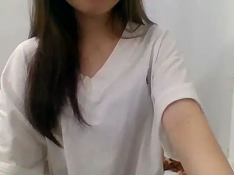 Snapshot of kiraa-007 chatting on May 11, 2026, 2:45 pm kiraa-007 online show from May 11, 2026, 2:45 pm