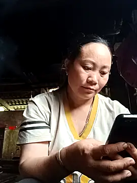 Snapshot of Lindxx-hot chatting on April 2, 2026, 1:47 am Lindxx-hot online show from April 2, 2026, 1:47 am