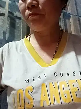 Snapshot of Lindxx-hot chatting on April 8, 2026, 6:41 pm Lindxx-hot online show from April 8, 2026, 6:41 pm