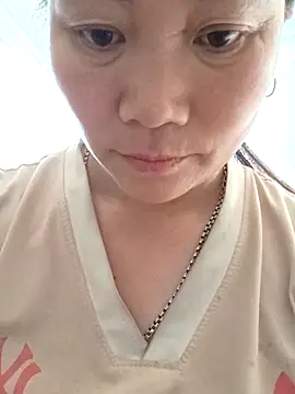 Snapshot of Lindxx-hot chatting on April 15, 2026, 5:58 am Lindxx-hot online show from April 15, 2026, 5:58 am