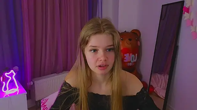 belrinaa online show from March 25, 2026, 9:10 pm