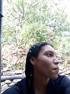 Snapshot of ginevere_20 chatting on April 14, 2026, 9:32 pm ginevere 20 online show from April 14, 2026, 9:32 pm