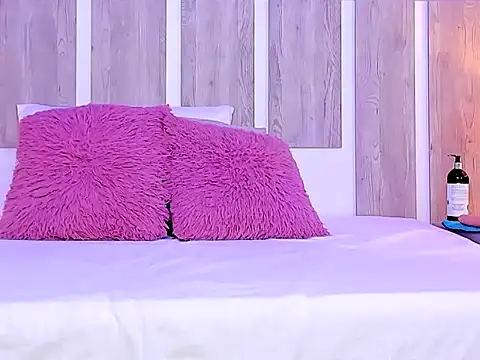 EmilySearss online show from March 20, 2026, 6:24 pm