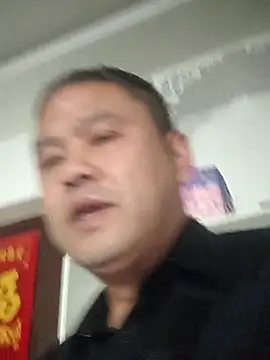 wanggang880903 online show from March 3, 2026, 11:54 pm