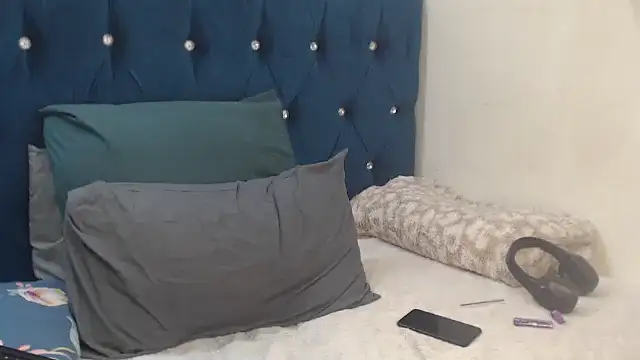 CURVYBOOTYLICIOUS88 online show from July 11, 2026, 6:21 pm