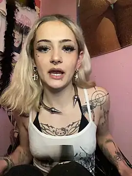 Snapshot of baby_starzx chatting on February 28, 2026, 5:47 pm baby starzx online show from February 28, 2026, 5:47 pm