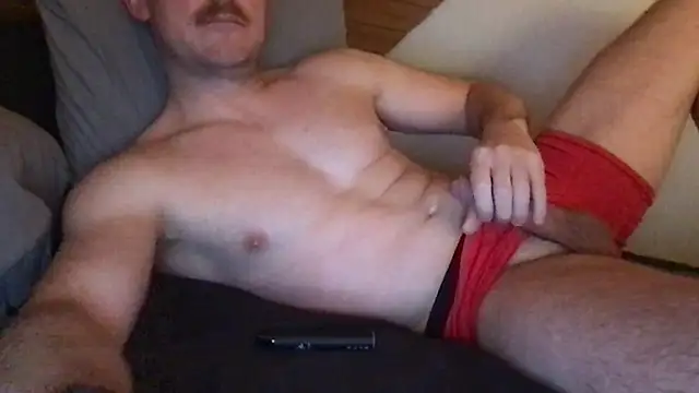 Snapshot of thierrinho8148 chatting on February 26, 2026, 7:35 pm thierrinho8148 online show from February 26, 2026, 7:35 pm