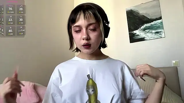 AueshaSimon online show from March 29, 2026, 5:07 am