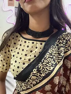 Zoiii   online show from April 8, 2026, 3:45 pm