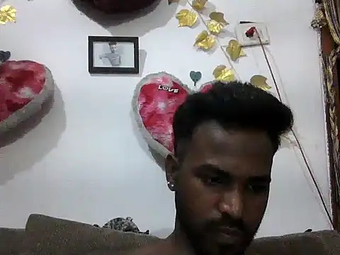 Hunkytop online show from August 5, 2026, 1:58 pm