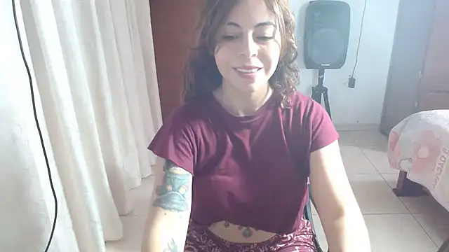 IrisArellano  online show from April 18, 2026, 2:54 pm