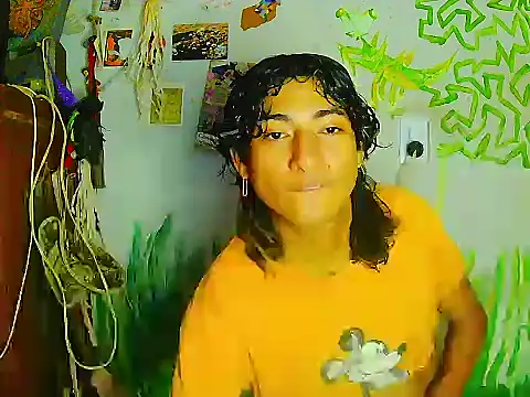 RAMONA TIJERAX online show from August 5, 2026, 9:17 pm