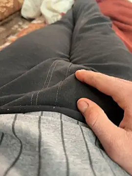 noorqwertz online show from April 10, 2026, 2:55 pm