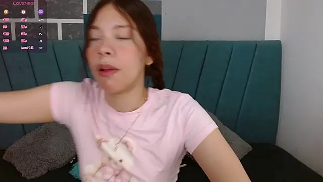 Sweet kitty 05 online show from March 10, 2026, 11:43 pm