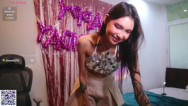 amy peachy online show from May 8, 2026, 4:40 am