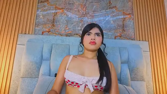 Katty Roose2 online show from April 8, 2026, 7:36 pm