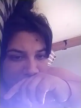 Snapshot of Solcitolovee chatting on February 27, 2026, 6:19 pm Solcitolovee online show from February 27, 2026, 6:19 pm