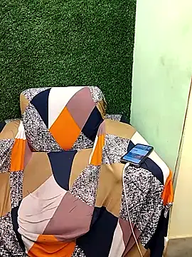 Tinaa baby online show from April 25, 2026, 2:58 pm