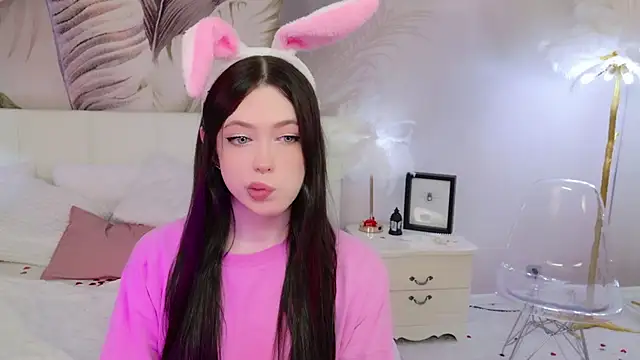 lizzy wells online show from March 2, 2026, 8:59 pm