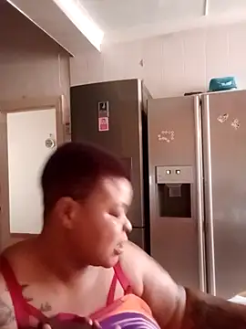 BabeCharmmie online show from March 1, 2026, 1:35 pm