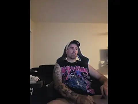 Snapshot of Biggbaddwulf7 chatting on July 7, 2026, 9:13 am Biggbaddwulf7 online show from July 7, 2026, 9:13 am