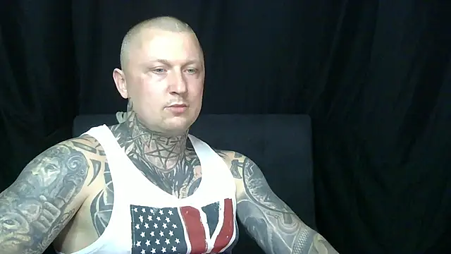 Snapshot of devilWithTats chatting on June 18, 2026, 4:44 pm devilWithTats online show from June 18, 2026, 4:44 pm