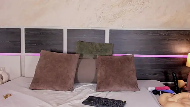 Natalia Cruzz online show from March 29, 2026, 9:26 pm