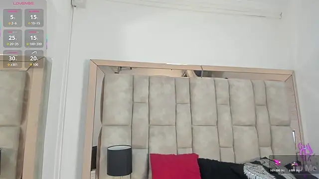 Titan Moreno  online show from March 21, 2026, 12:10 pm