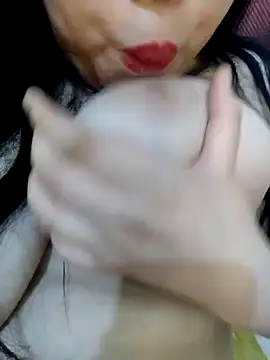 HoT LiiiNa online show from July 13, 2026, 11:18 pm
