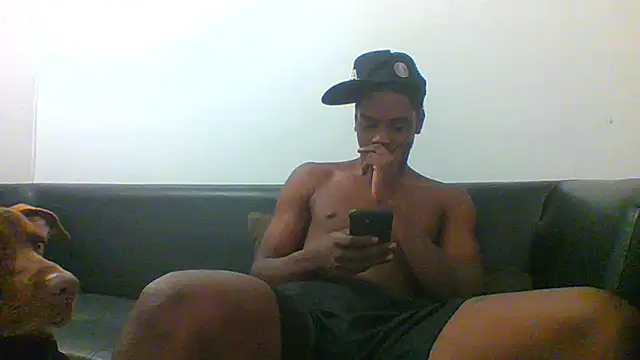 Snapshot of charles_king chatting on June 19, 2026, 6:01 pm charles king online show from June 19, 2026, 6:01 pm