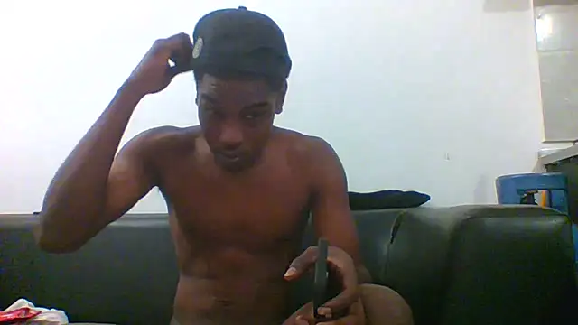 Snapshot of charles_king chatting on June 20, 2026, 7:49 pm charles king online show from June 20, 2026, 7:49 pm