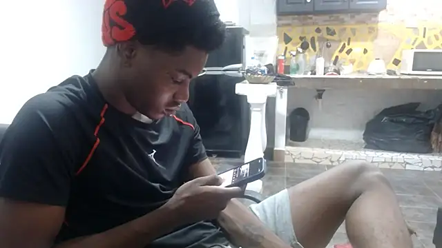 Snapshot of charles_king chatting on July 21, 2026, 8:55 pm charles king online show from July 21, 2026, 8:55 pm