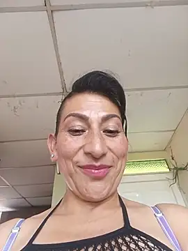 Lucia Rios online show from June 4, 2026, 8:26 pm