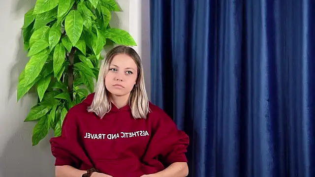 VeniceMoock online show from March 4, 2026, 9:37 am