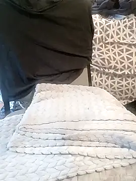 p13guy42 online show from April 26, 2026, 6:16 pm