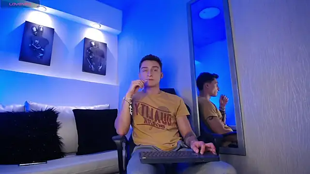 DIEGO JONES online show from March 27, 2026, 1:22 pm