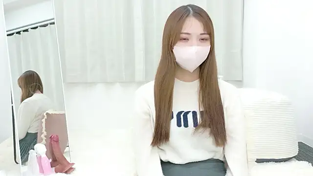 Snapshot of marinachan_v chatting on March 22, 2026, 12:19 pm marinachan v online show from March 22, 2026, 12:19 pm