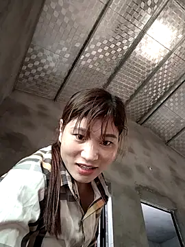 Lilinn  online show from March 30, 2026, 6:47 am