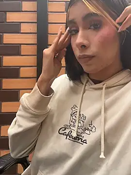 mxli divine  online show from April 15, 2026, 2:13 pm